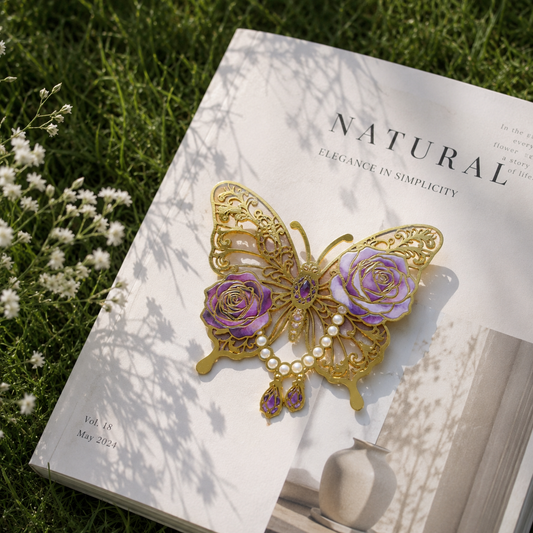 Butterfly Metal Bookmark – Elegant Gold-Tone Decorative Bookmark